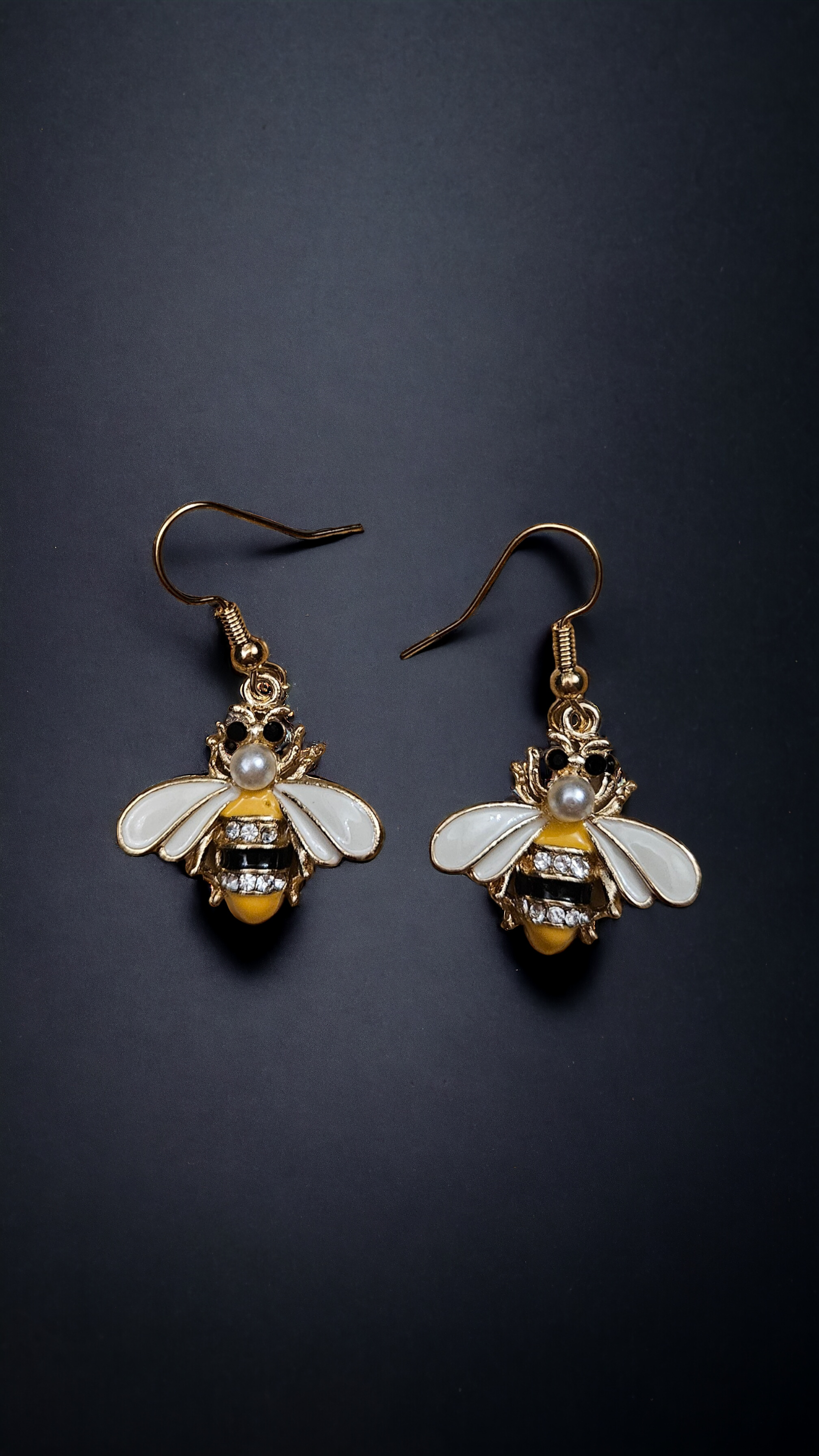 Earrings "Bee" pearl