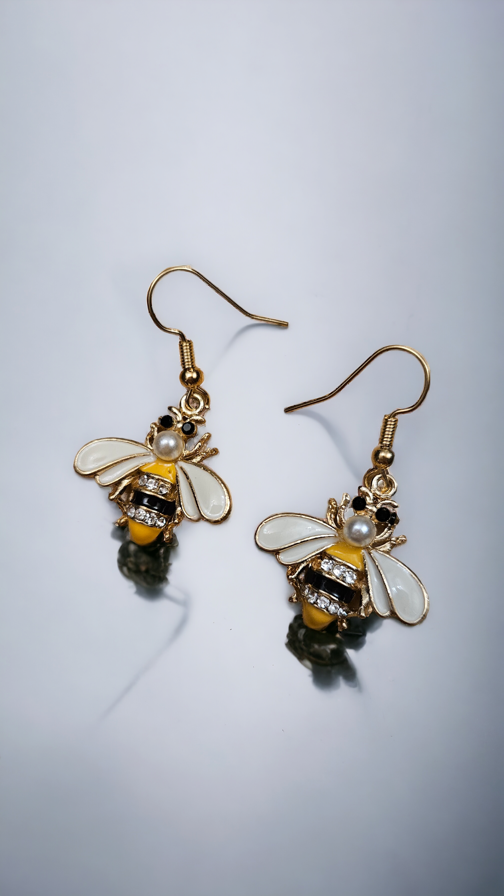 Earrings "Bee" pearl