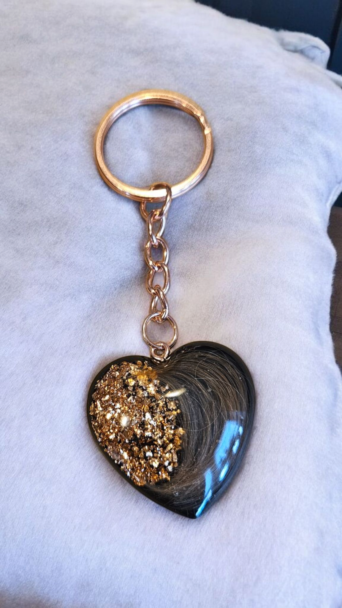 Pendant "Wild Hair" Round, Dog, Cat, Horse, Rabbit ...