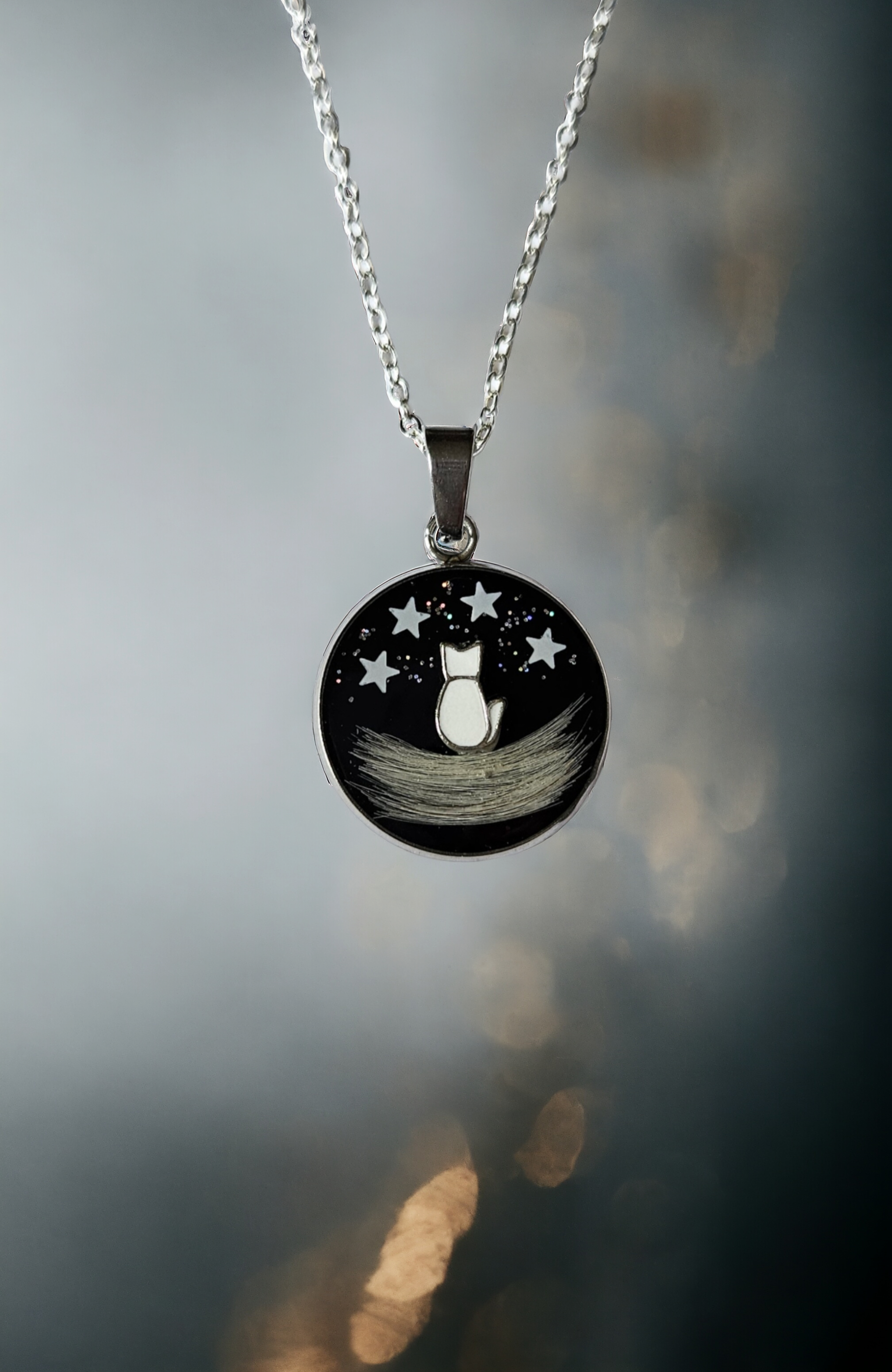 Necklace cat "Black or White"