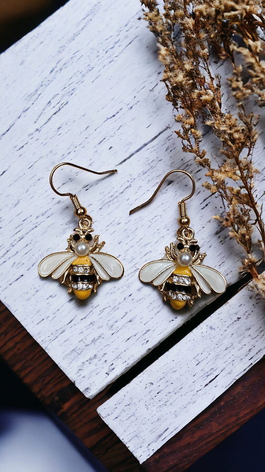 Earrings "Bee" pearl