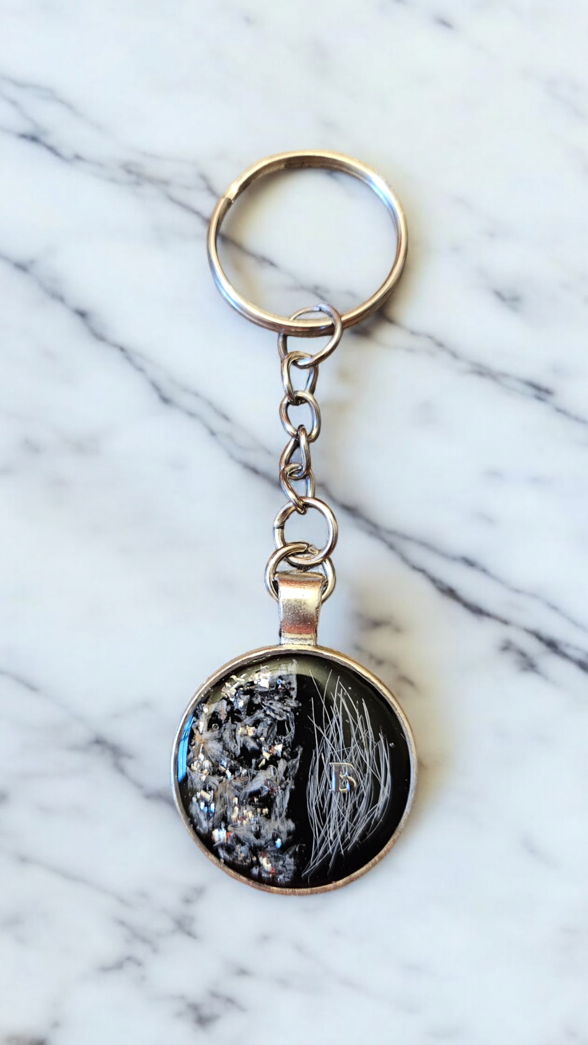 Pendant "Wild Hair" Round, Dog, Cat, Horse, Rabbit ...