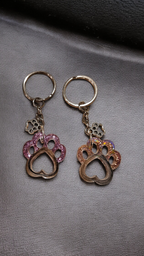 Pendant "Paws"