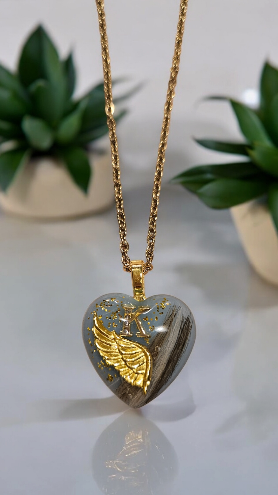 Necklace "Heart Wings" horse, dog, cat, rabbit...
