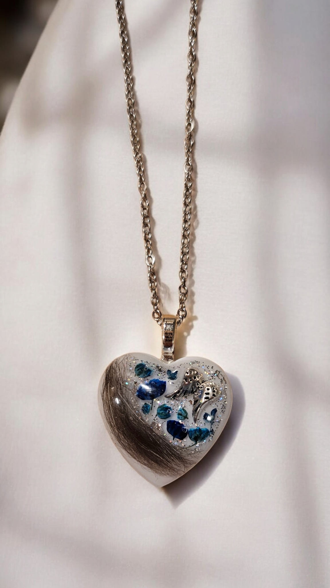 Necklace "Heart" horse, dog, cat, rabbit ...