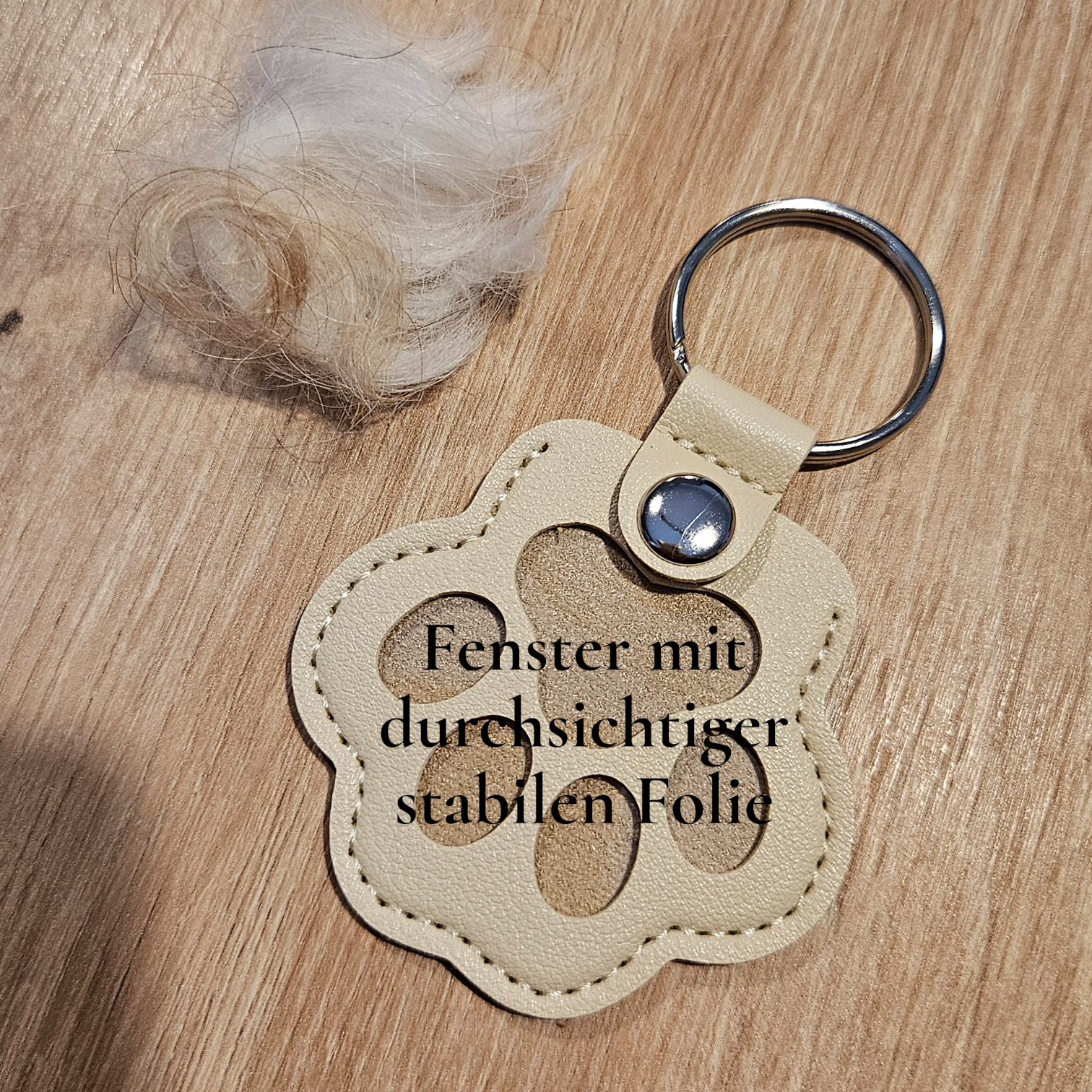 Schlüsselanhänger "Fell-Pfötchen"